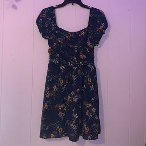 brand AUW, size large, navy floral dress